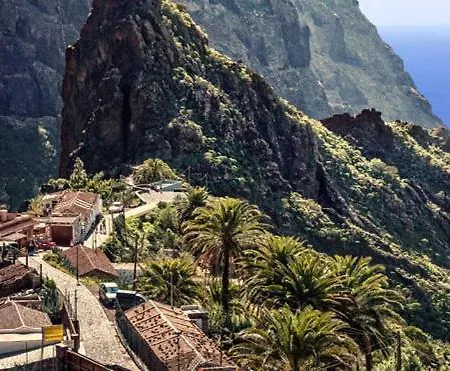 Hébergement de vacances Peaceful Getaway With Pool & Bbq Area *