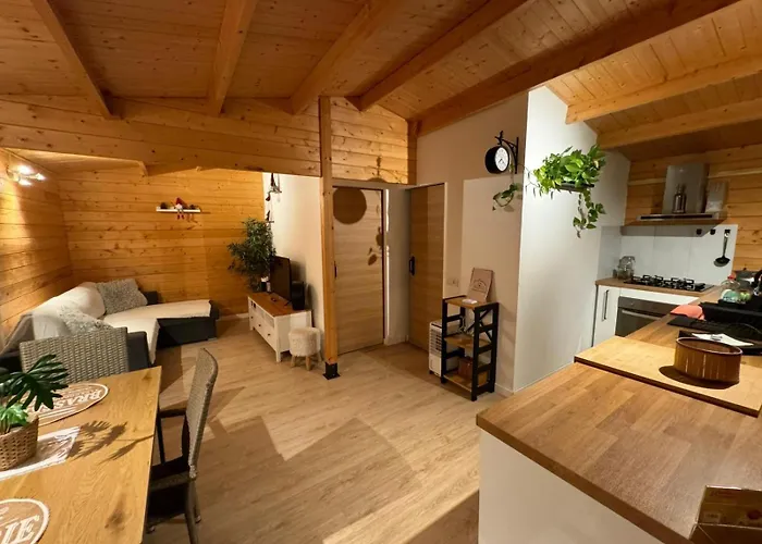 Дом отдыха Peaceful Getaway With Pool & Bbq Area